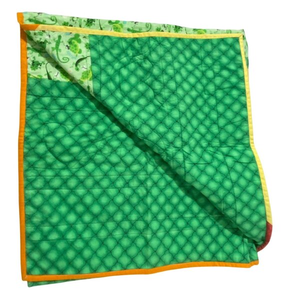 Handmade Baby Quilt 42" x 41" Green Frog Lizard Snail Caterpillar Turtle Bee - Picture 5 of 7